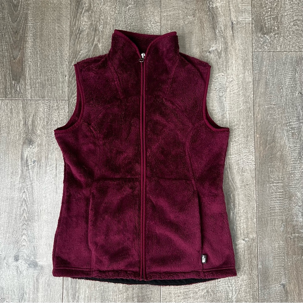 The North Face Vest Womens Burgundy Osito Fuzzy Fleece Full Zip Jacket Sz. Small